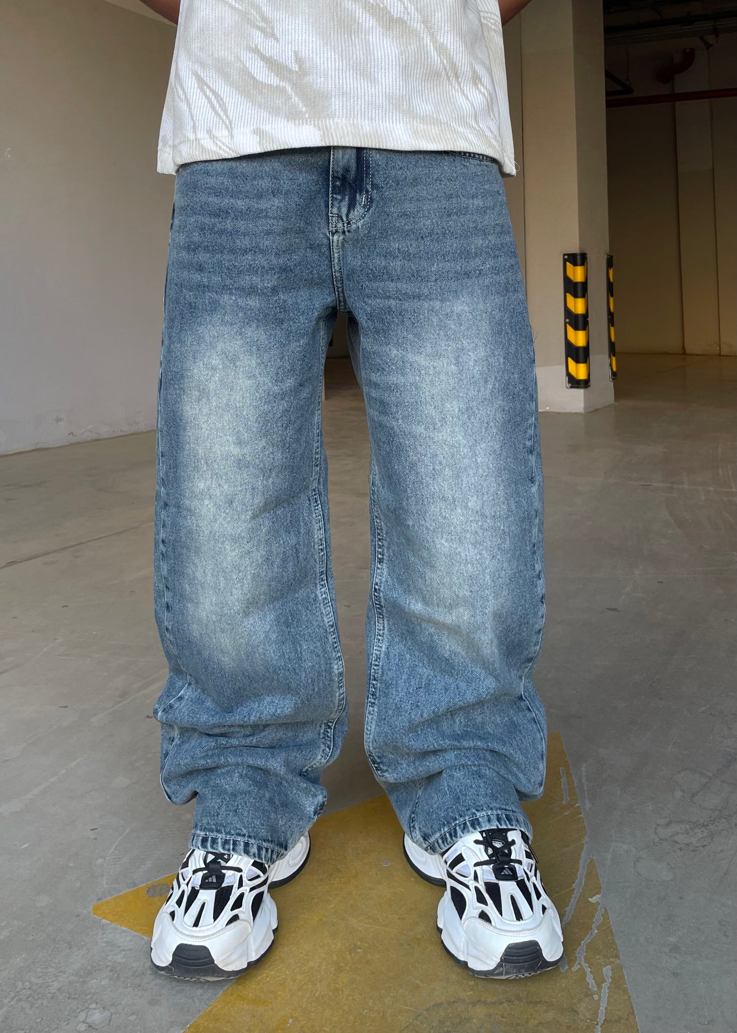 FROST WIDE LEG